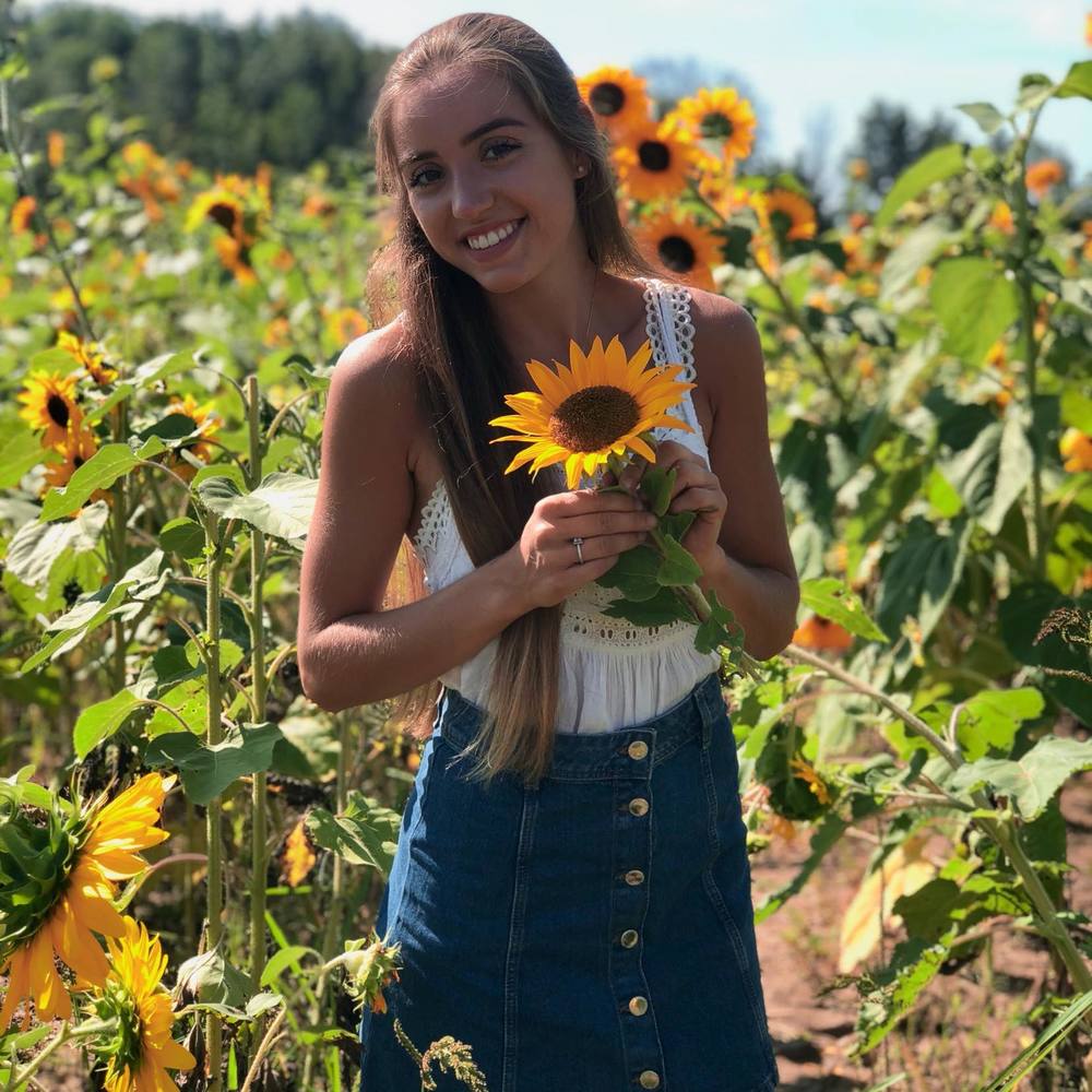 Meet your Posher, Breanna